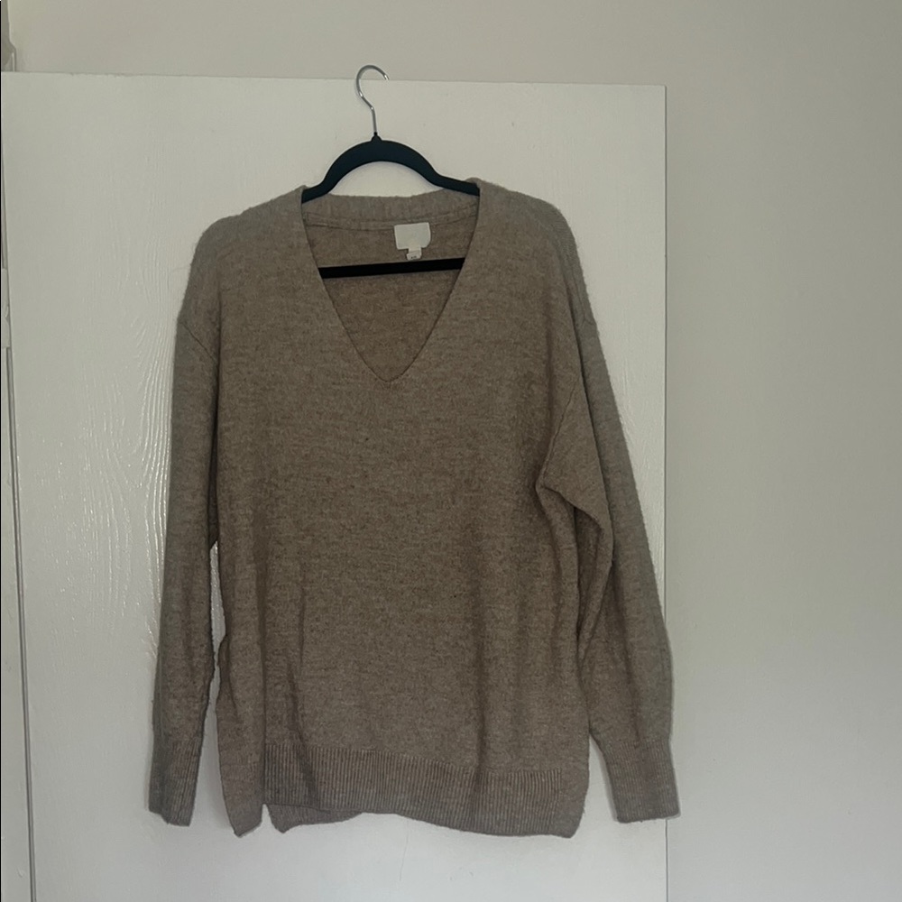 H&M Tan V-Neck Sweater Oversized Knit
